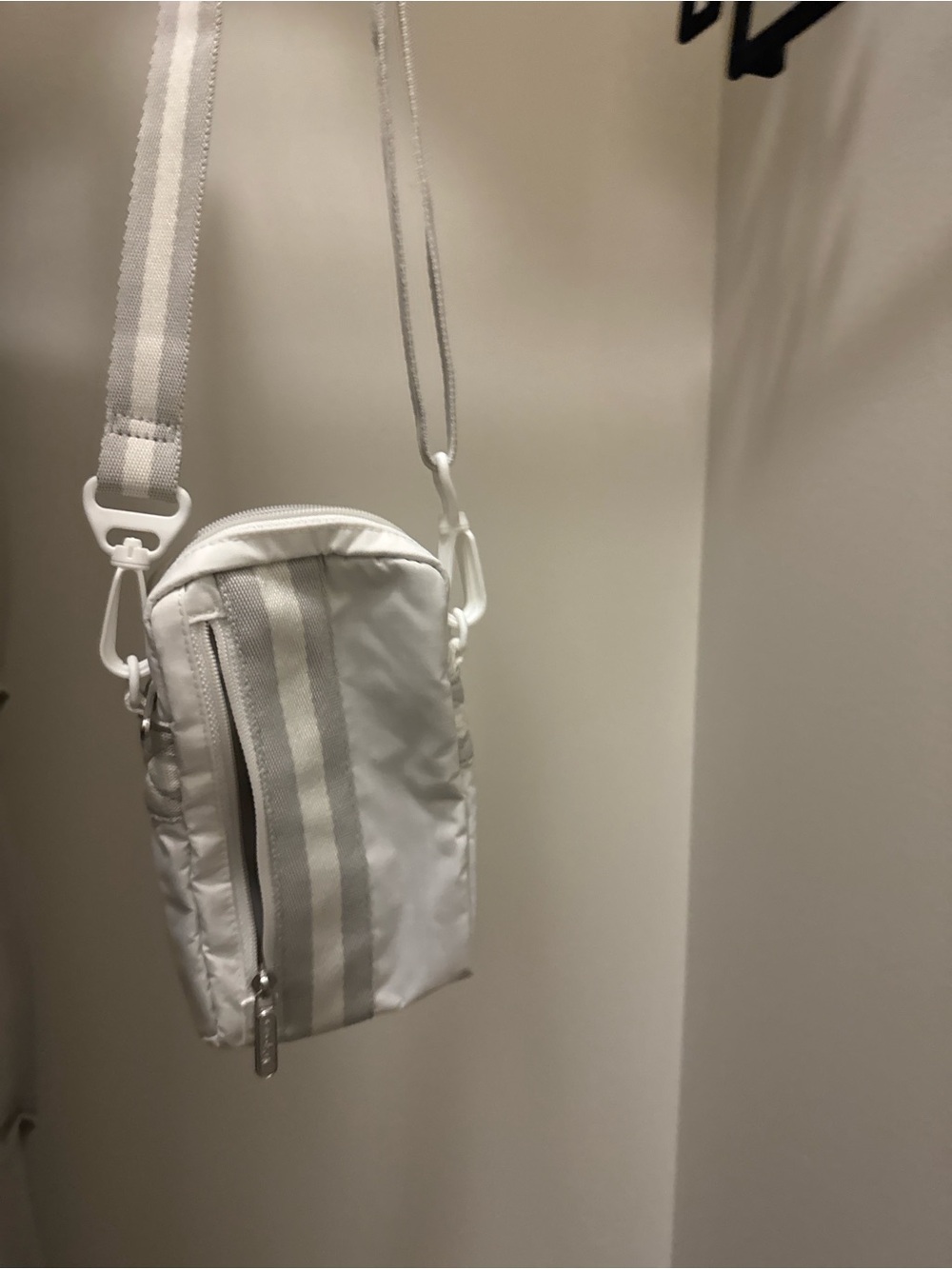 Lesportsac Spectator Cool Grey mini web crossbody